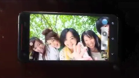HTC J Butterfly hands on preview video327